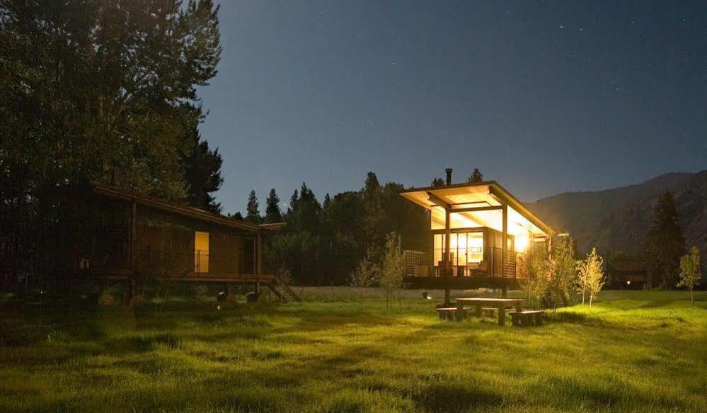 Rolling Huts Vila Mazama Exterior foto